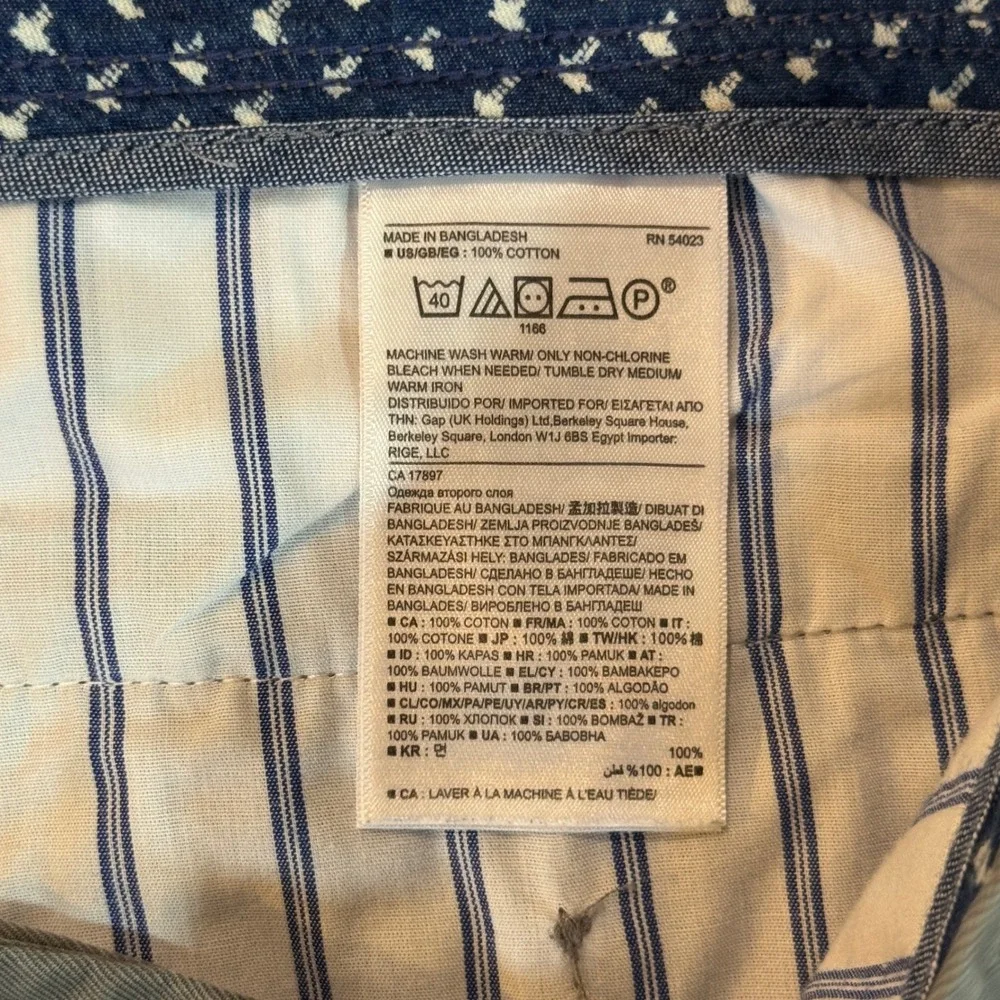 Banana Republic Aiden Shorts Mens 32 Gray Cotton Chino Slim Fit Casual 9 Inseam